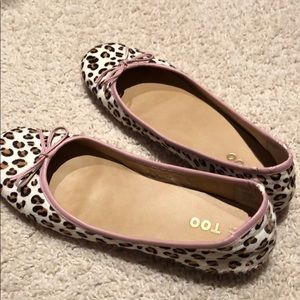 Animal print flats